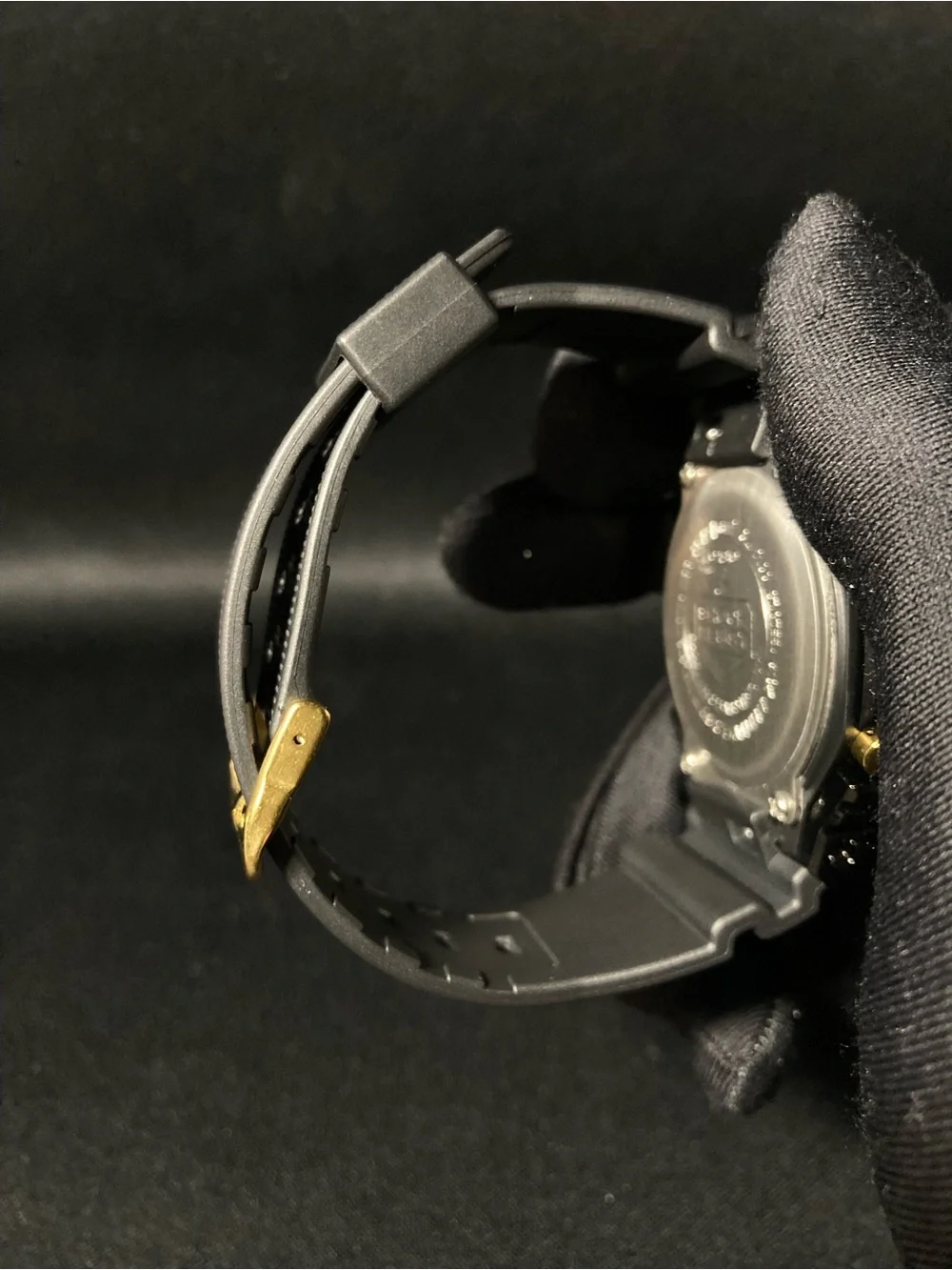 Black and Red G Shock Gm2100